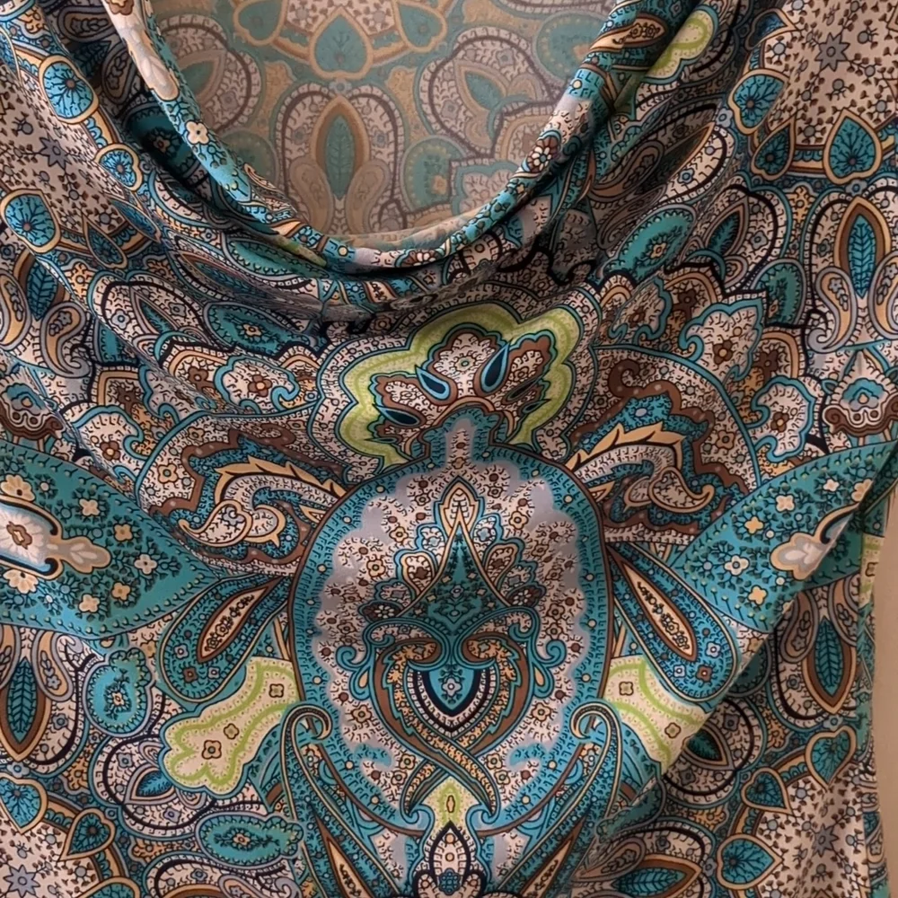 Colorfully designed blouse - Picture 3 of 8